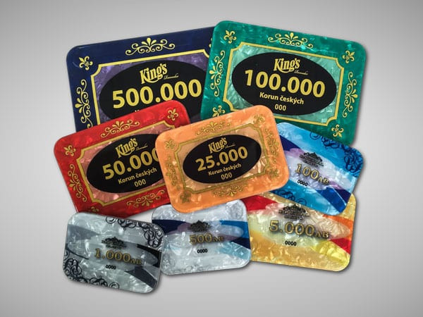 Plaques and jetons